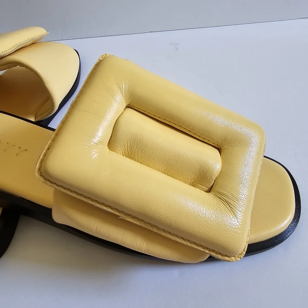 BOYY Leather Flat Sandals Size 39 Light Yellow - Picture 4 of 10